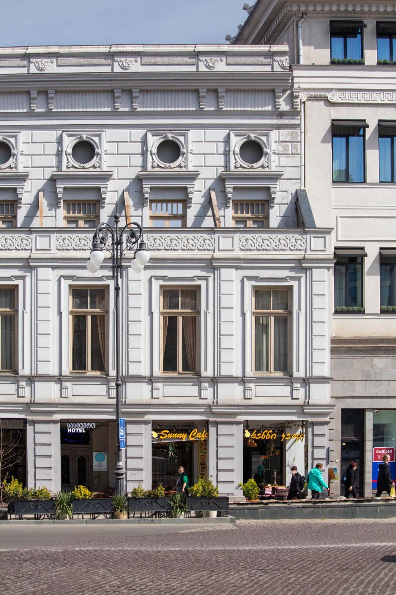Hotel Middleton Tbilisi Ngoại thất bức ảnh