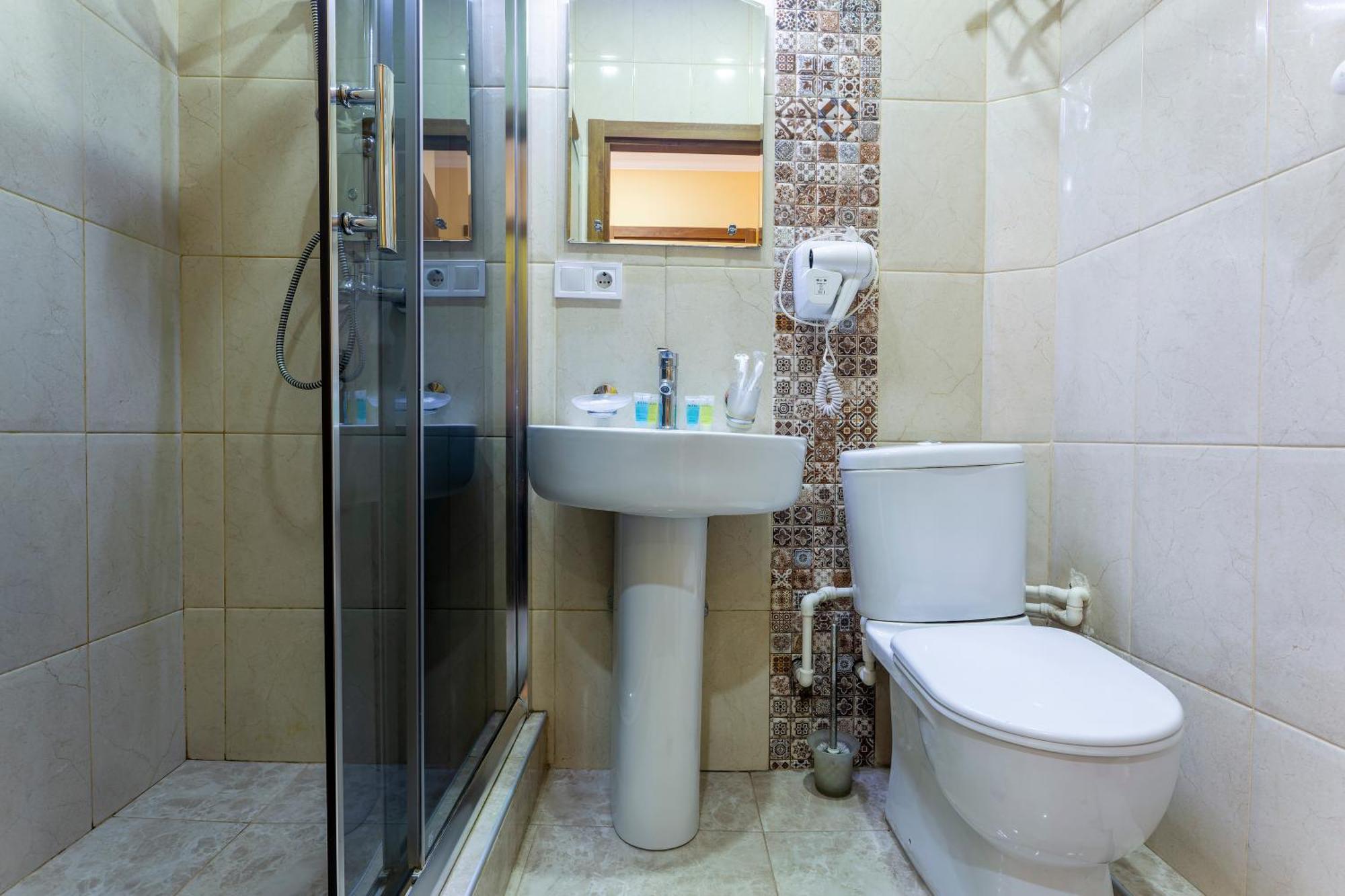 Hotel Middleton Tbilisi Ngoại thất bức ảnh